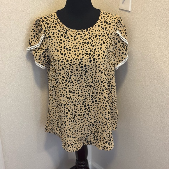 SHEIN Dalmatian Top Blouse Tulip Sleeve Puff Sleeve Animal Print L Large - Picture 6 of 8